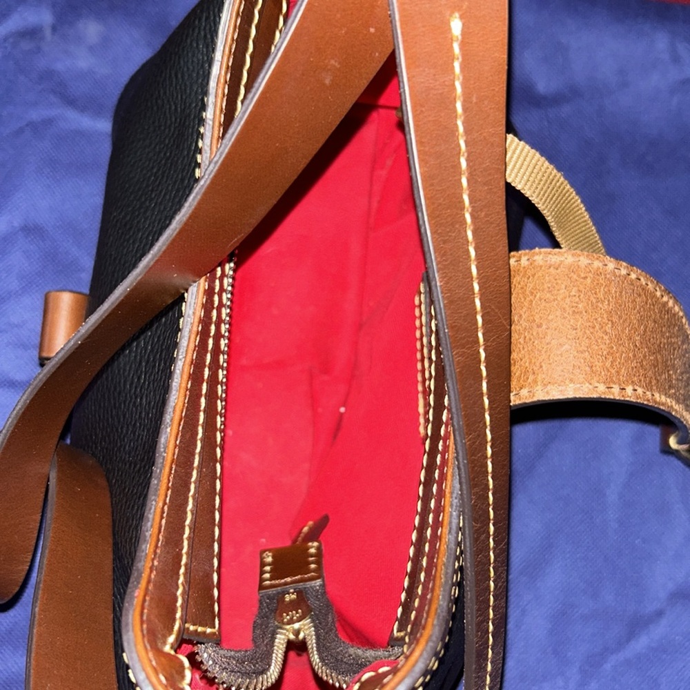 Black leather dooney and bourke shoulder bag - Picture 5 of 7